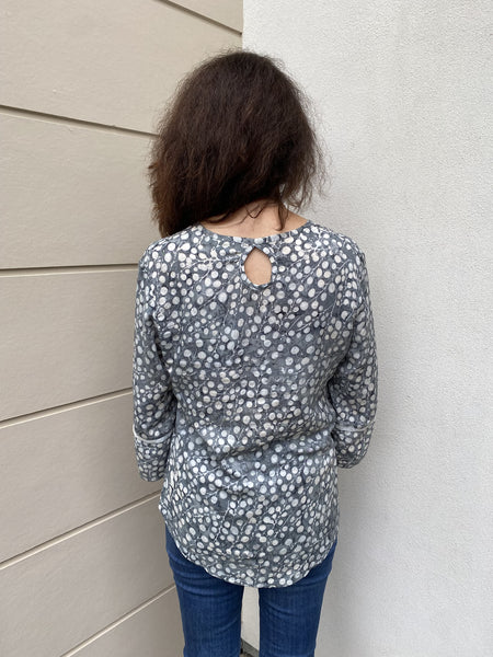 Krissie Top Snowberries